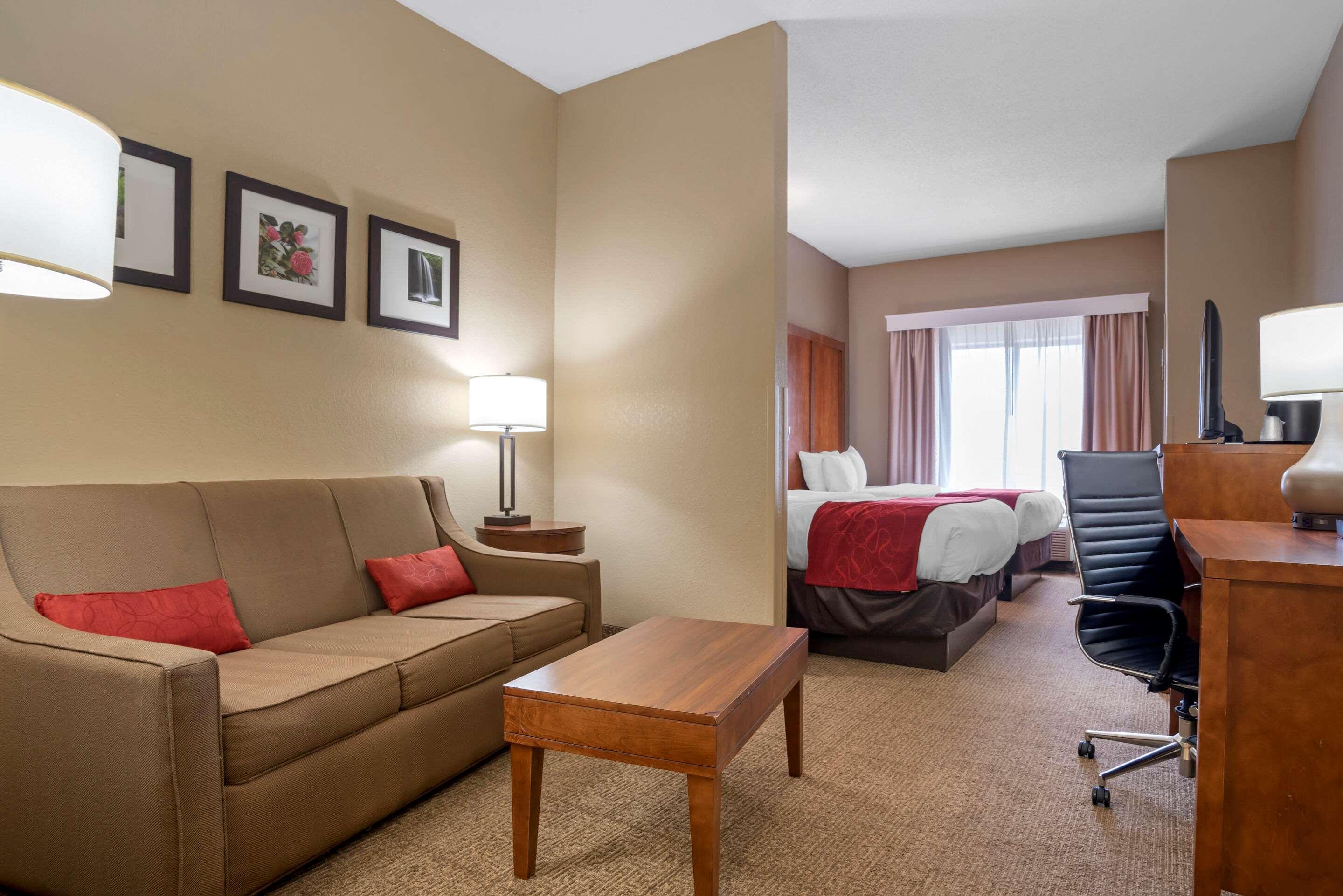 Comfort Suites Oxford I-20 Exit 188 Exteriör bild