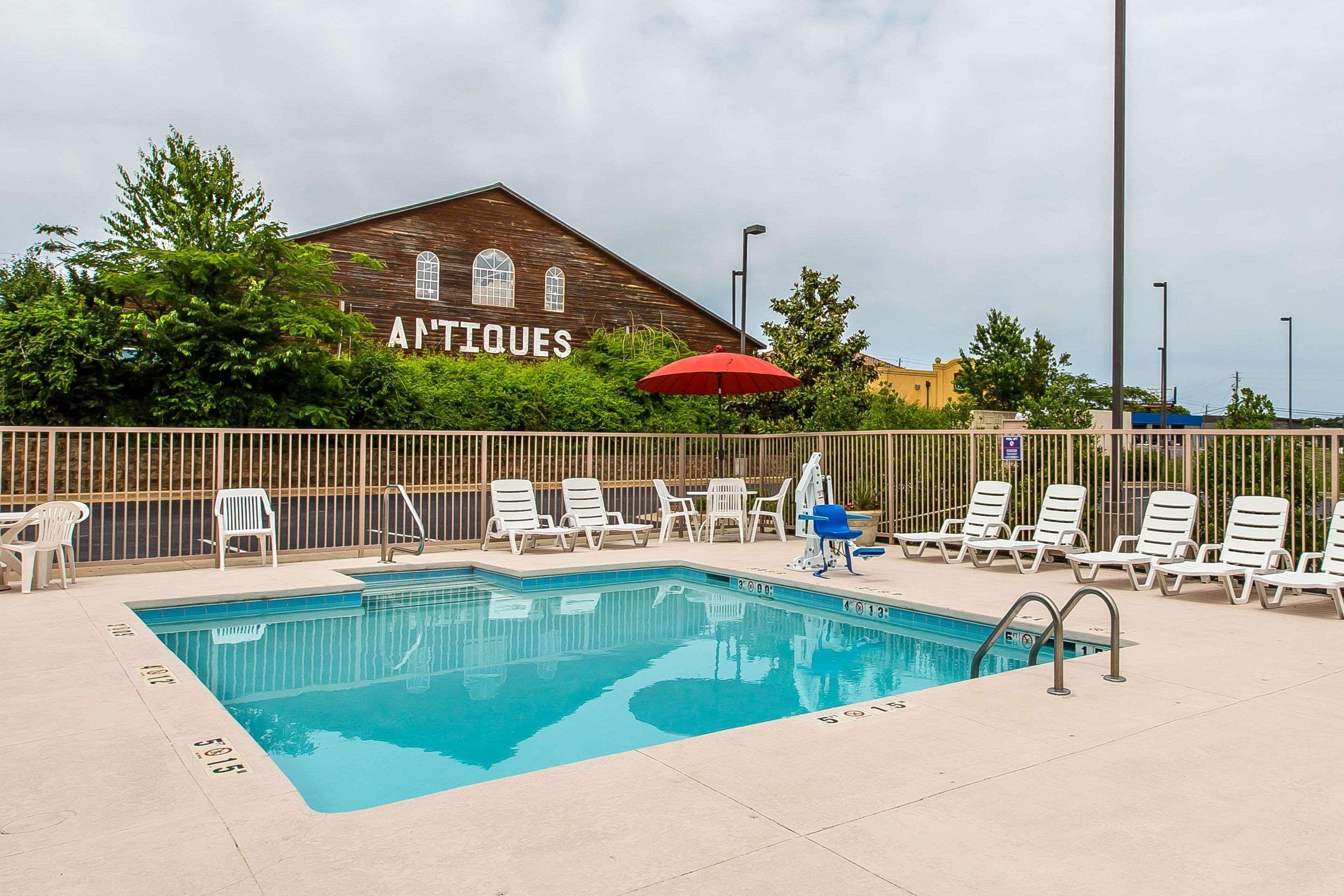 Comfort Suites Oxford I-20 Exit 188 Exteriör bild