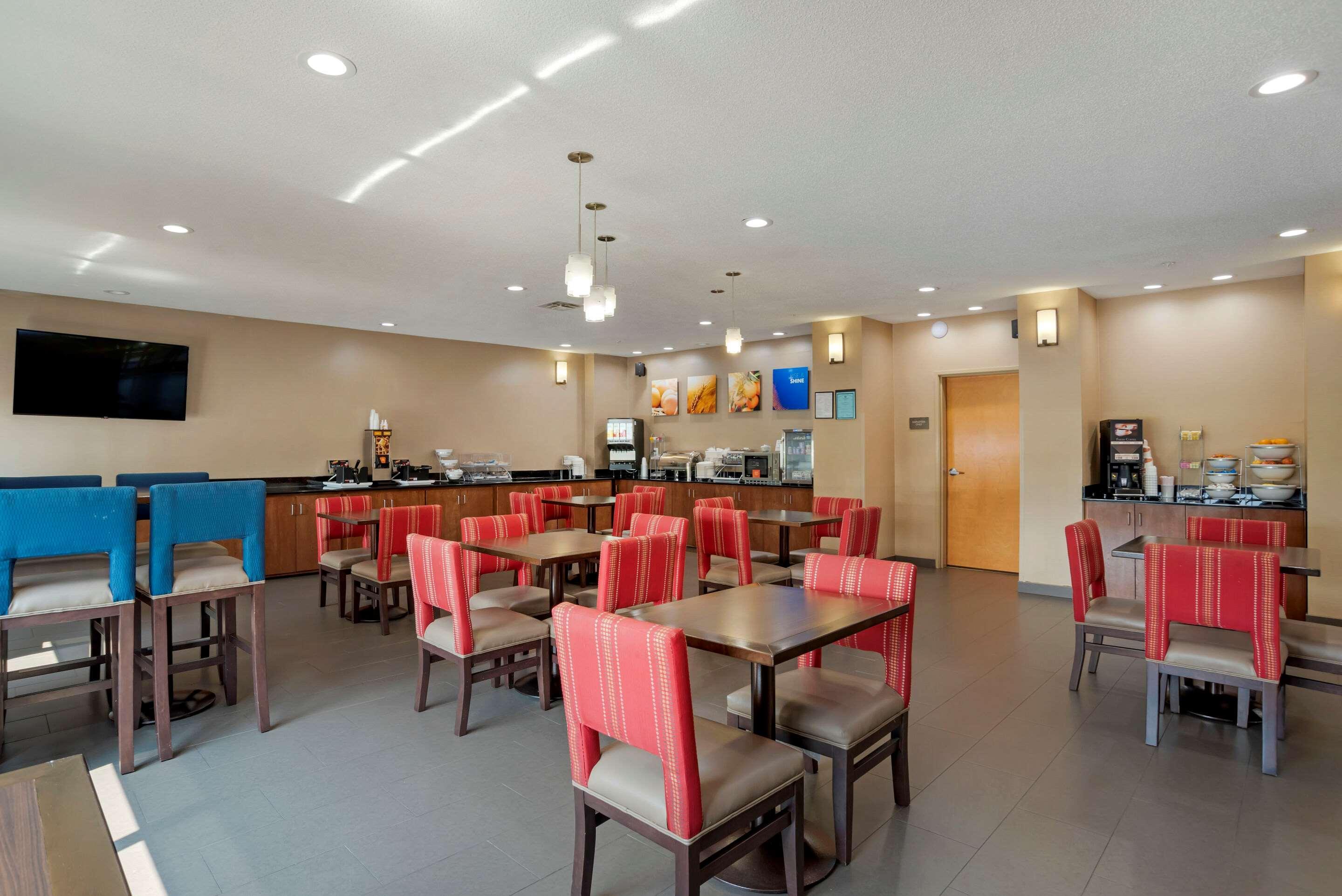 Comfort Suites Oxford I-20 Exit 188 Exteriör bild